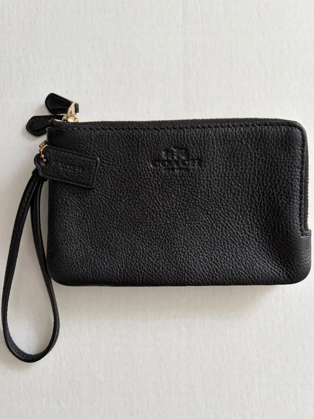 COACH Pebbled Leather Double Corner Zip Wristlet, Black
